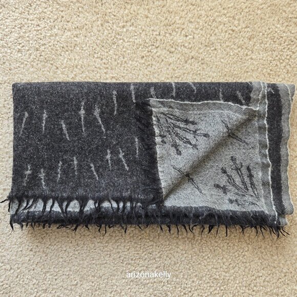 rag & bone Wool Dagger Scarf Reversible Black and Grey - Picture 13 of 13